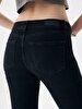 Lonia Mid Rise Orta Bel Jean Trousers