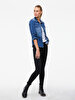 Lucinda Sli̇m Jean Shirt