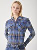 Lucinda Sli̇m Jean Shirt