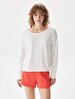 Incision Wide Collar Pale Looking Dust T-shirt