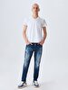 V-neck Basic Fit White T-shirt