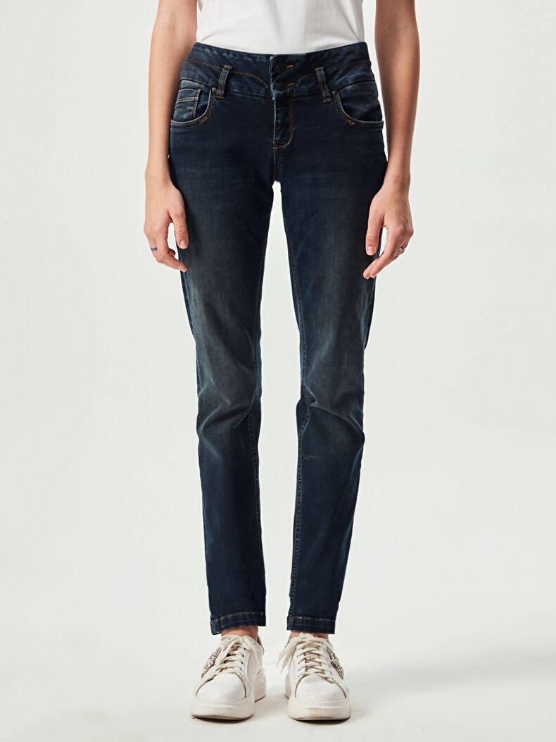 Zena Slim Jeans