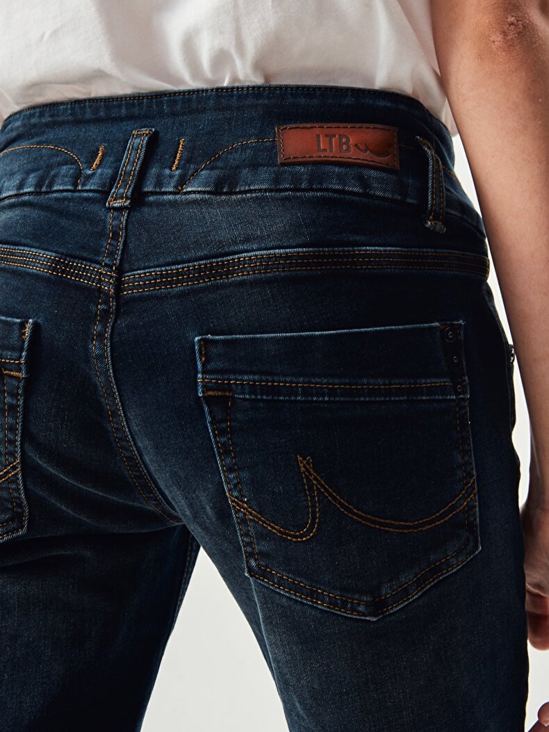 Zena Slim Jeans