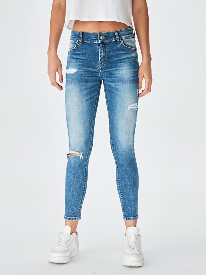 Lonia Super Skinny Jeans