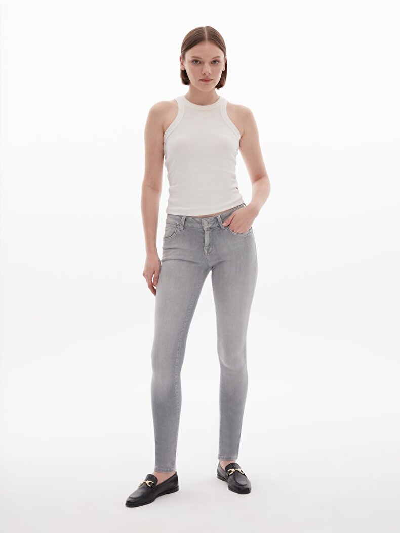 Nicole Orta Bel Jean Hosen
