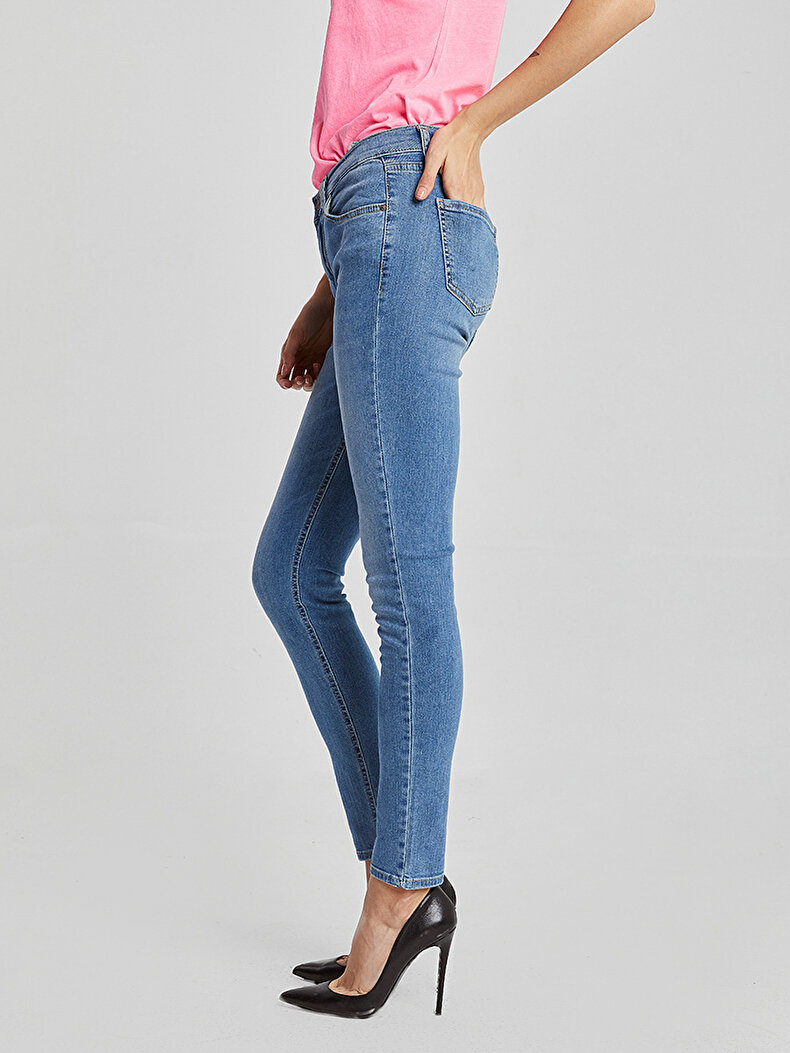 Arline High Waist Straight Cut Jeans