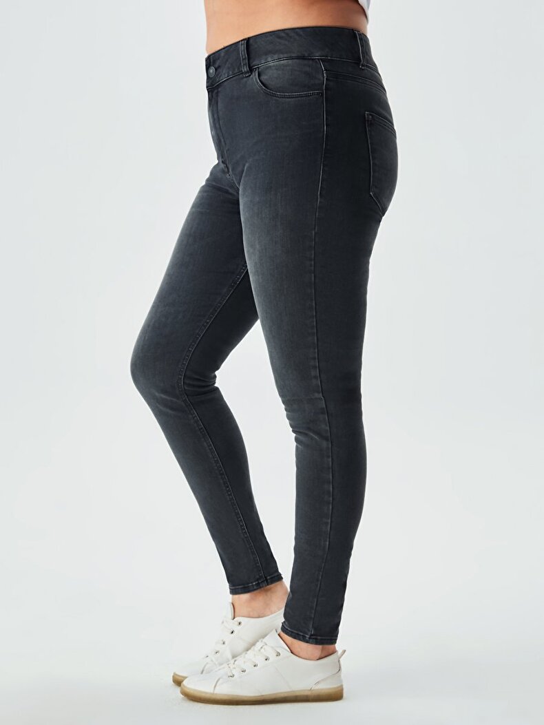 Arly Straight Cut Jeans Hosen