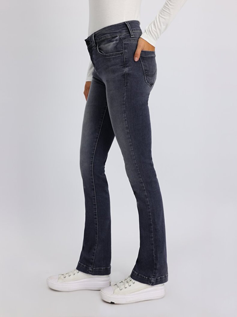 Fallon Jeans