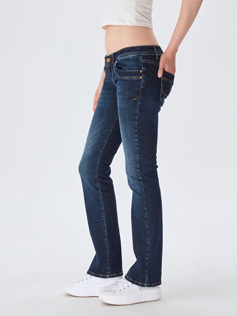 Valerie Low Waist Bootcut Jeans Hosen