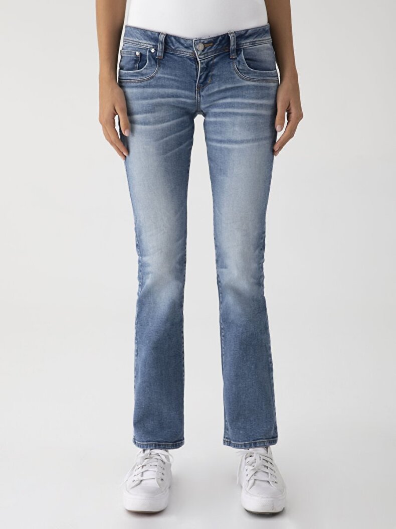 Valerie Bootcut Jeans