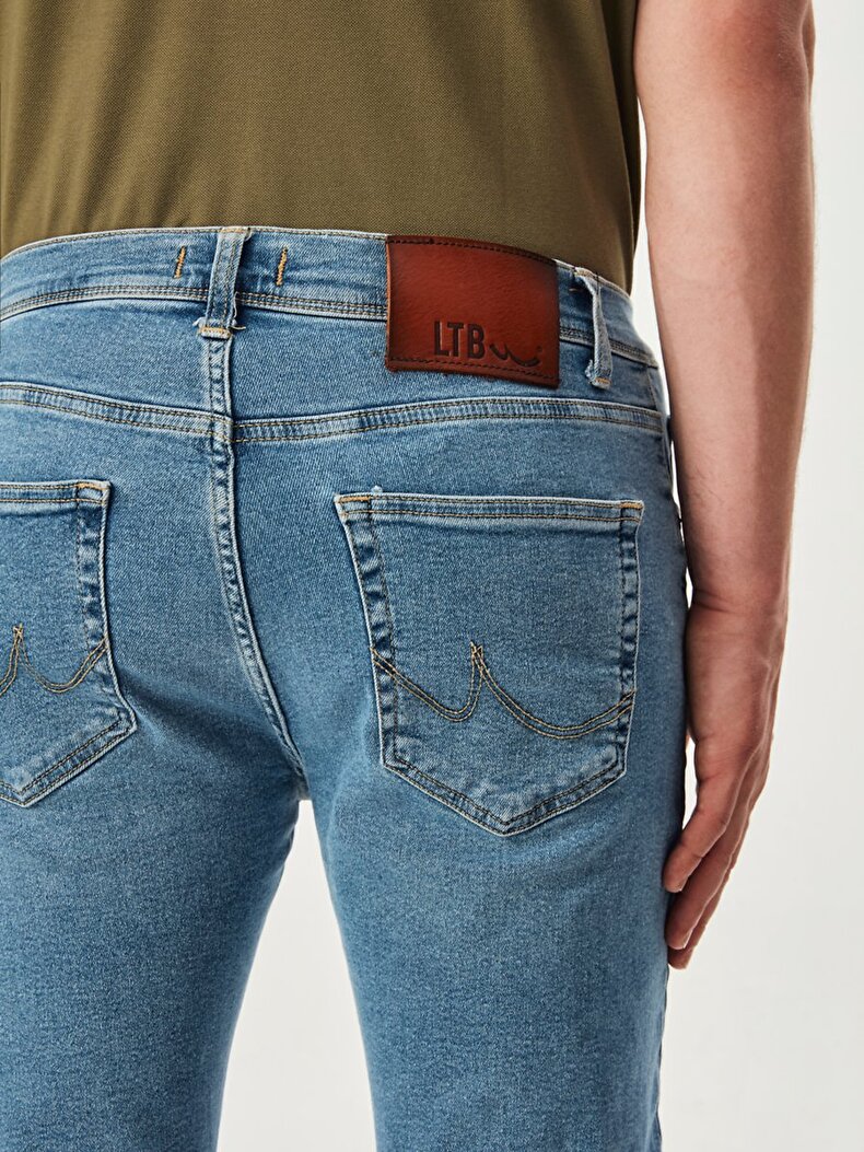 Louis Y Mid Waits Skinny Jeans