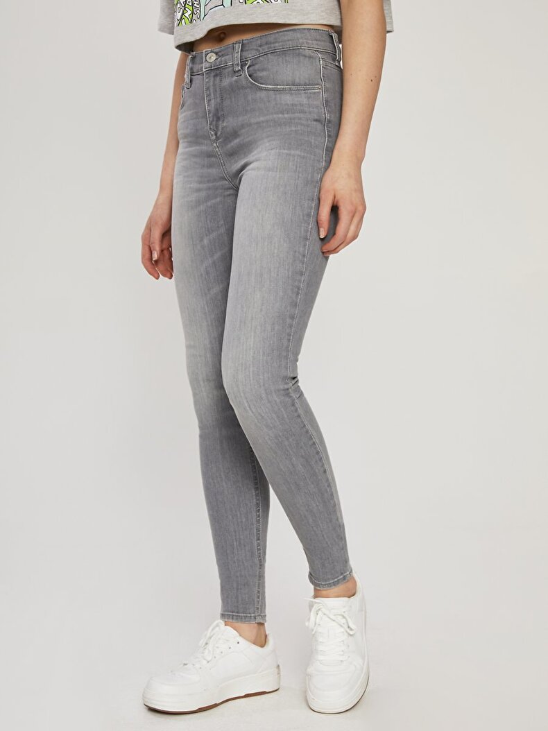 Amy X Hosen