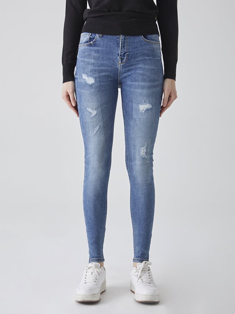 Amy X Hosen