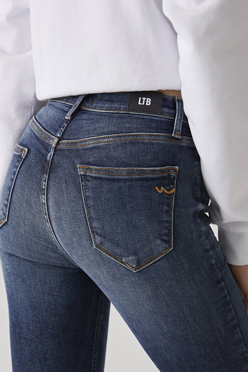 Amy X Jeans