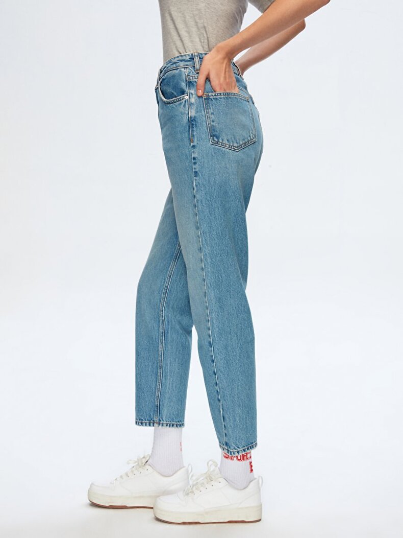 Maggie X Mom Jeans Broek