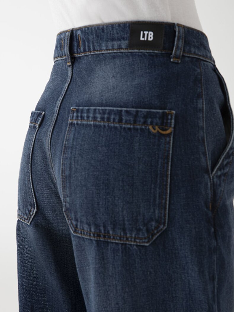 Lenora Hosen