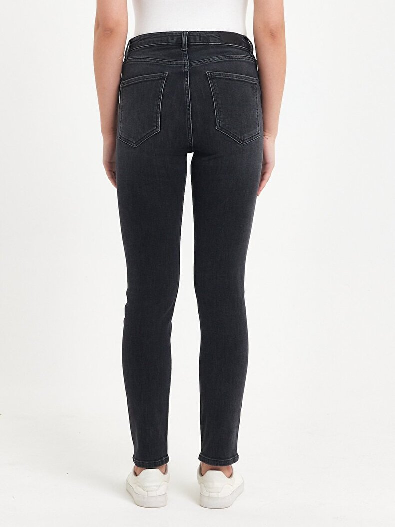 Ronna X Dar Paça Yüksek Bel Jean Pantolon