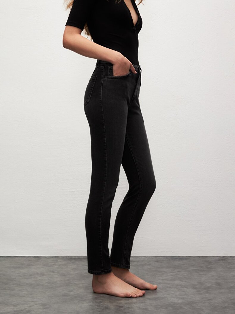 Ronna X Dar Paça Yüksek Bel Jean Pantolon