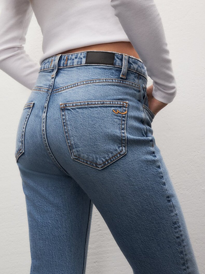 Betıana X Düz Paça Yüksek Bel Jean Pantolon