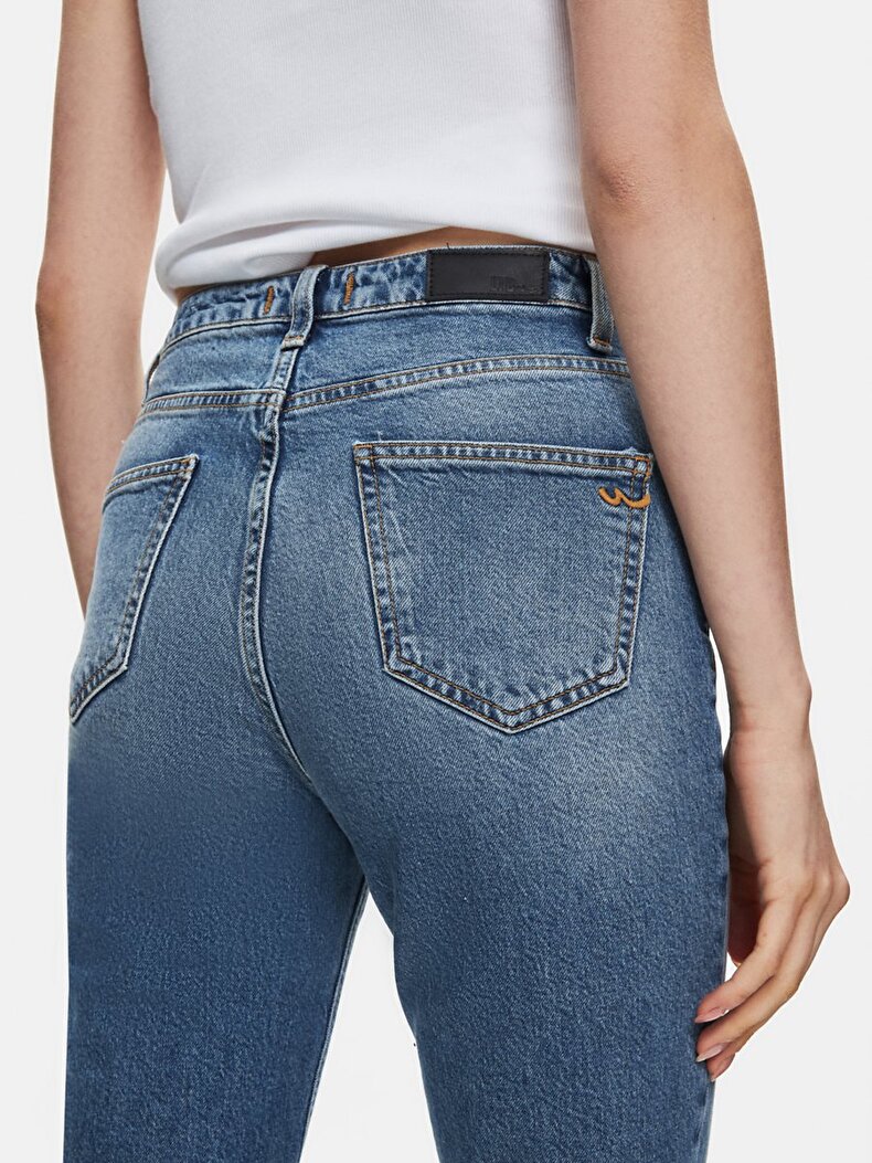 Betıana X Düz Paça Yüksek Bel Jean Pantolon