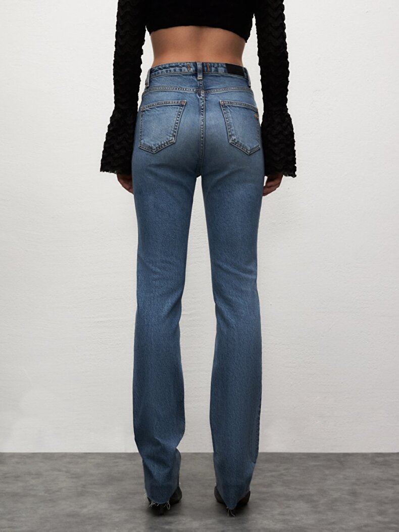 Betiana X Düz Paça Yüksek Bel Jean Trousers