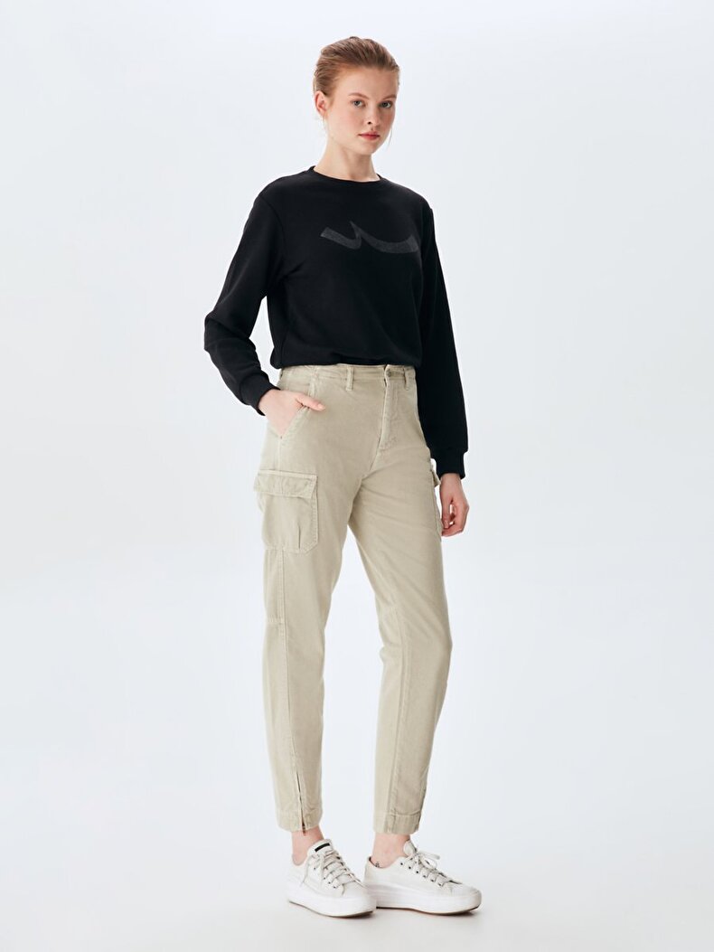 Liora Broek