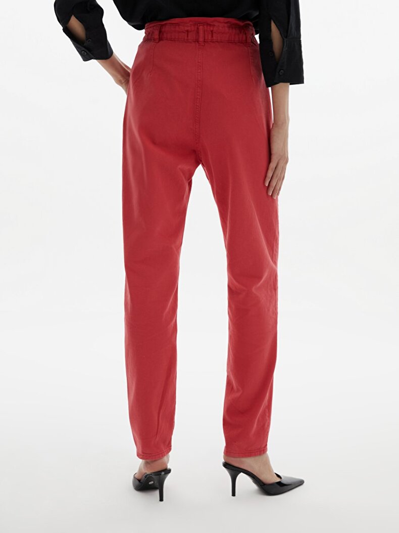 Liora Broek