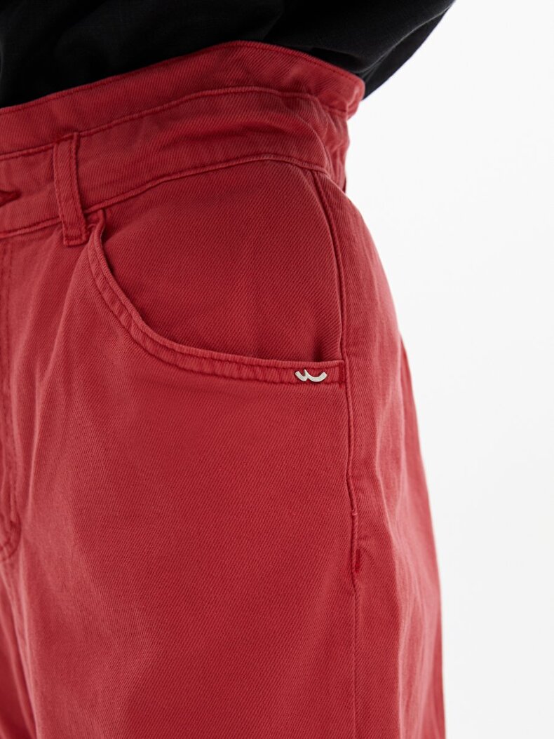 Liora Broek