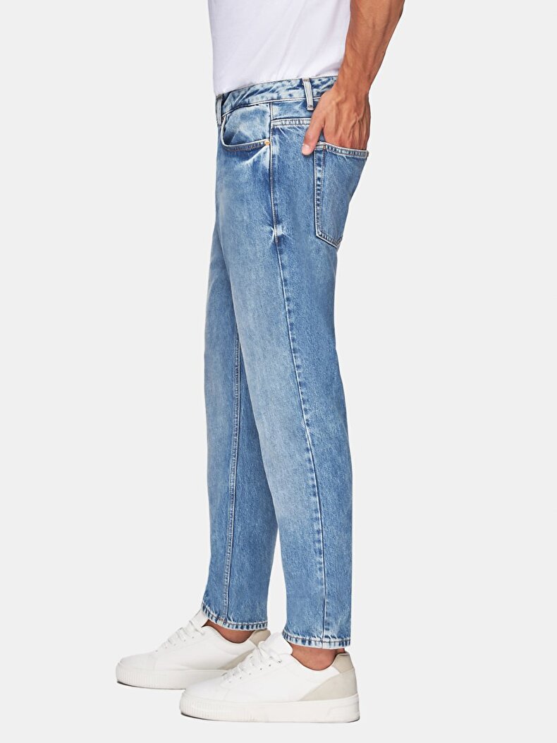Cassey Rahat Kesim Jean Pantolon