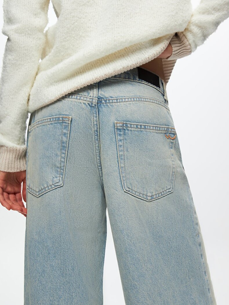 Larrie Baggy Jean Trousers