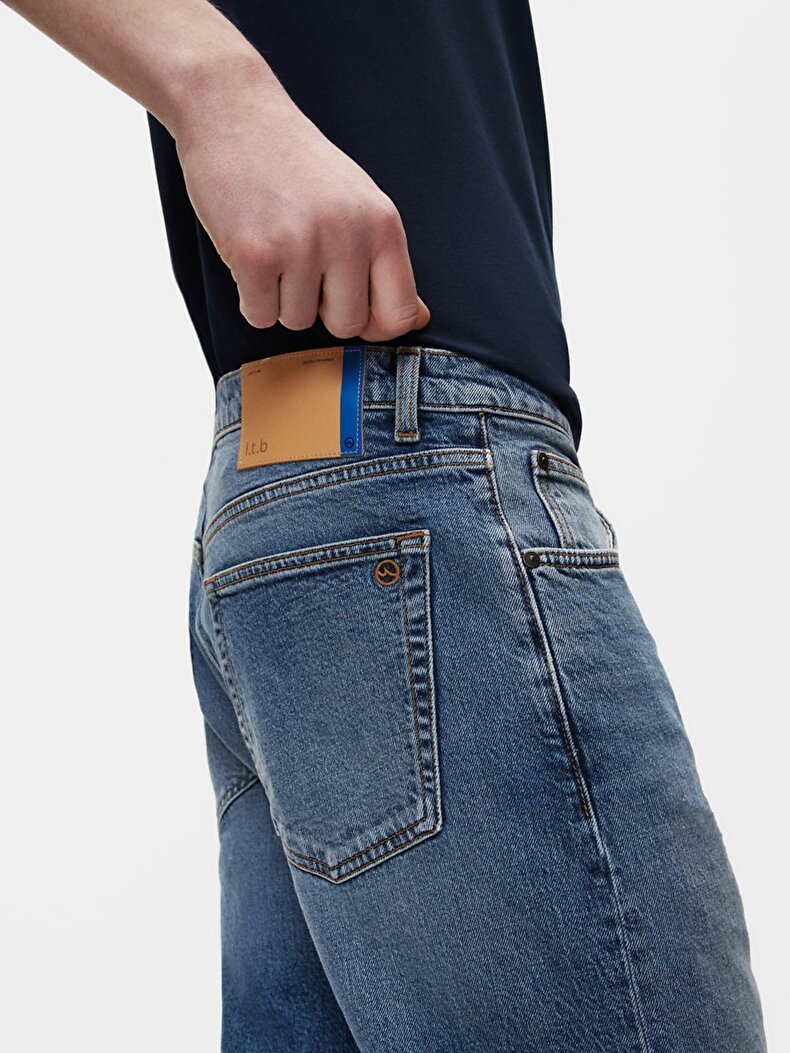 Lıoren Düz Paça Orta Bel Jean Pantolon
