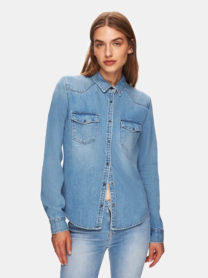 Lucinda Sli̇m Jean Shirt