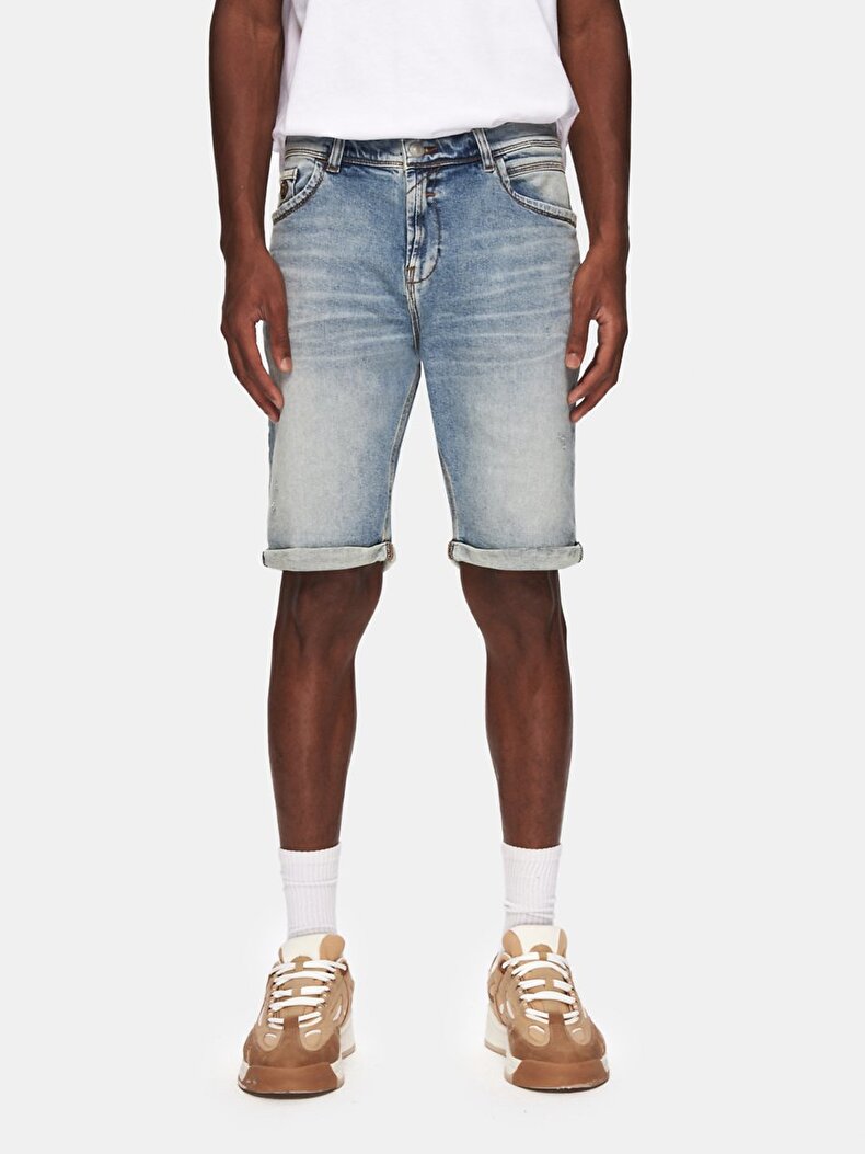 Lance Bermuda