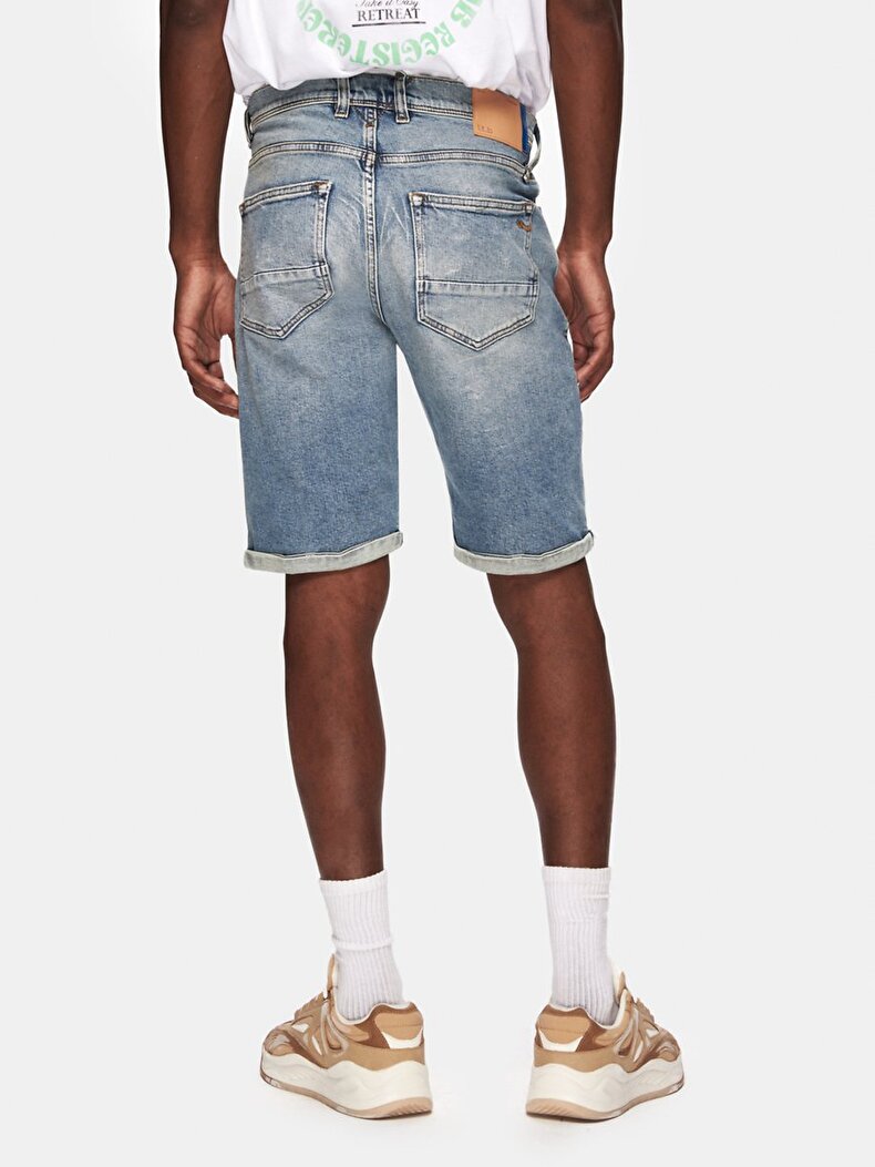 Lance Bermuda
