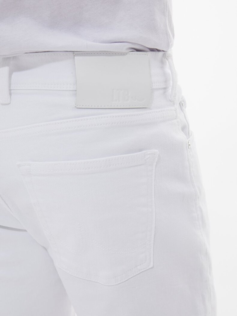 Elrond Dar Kesim Jean Bermuda