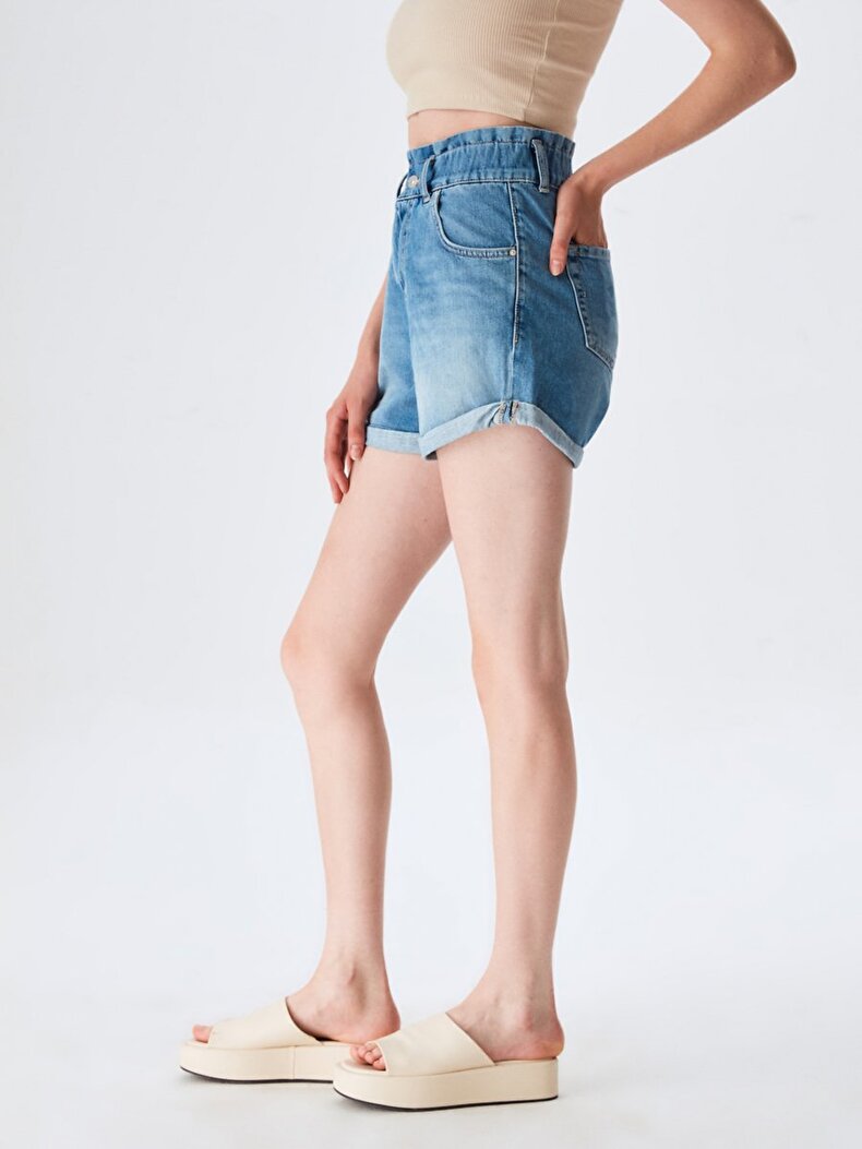 Darya Shirred Shorts
