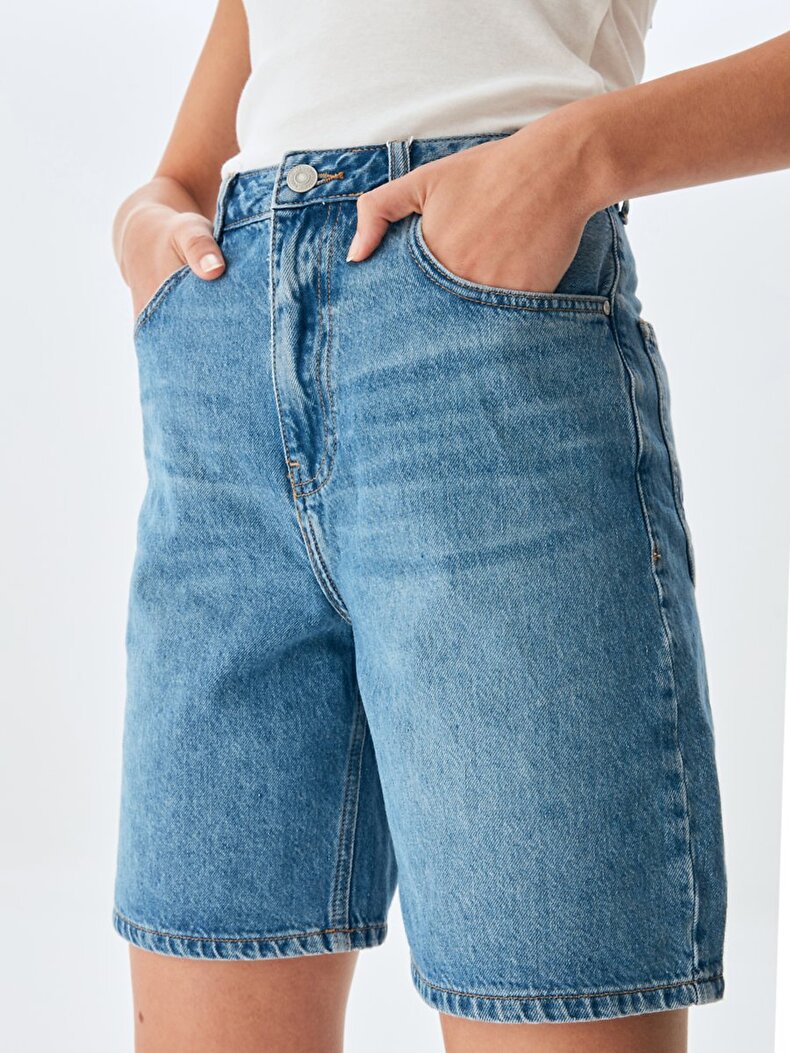 Lores X Comfortable Cut Yüksek Bel Jean Shorts