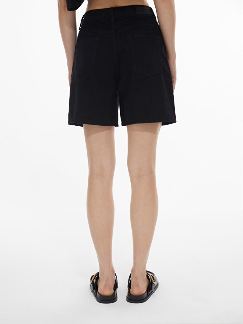 Lizzie Regular Jean Shorts