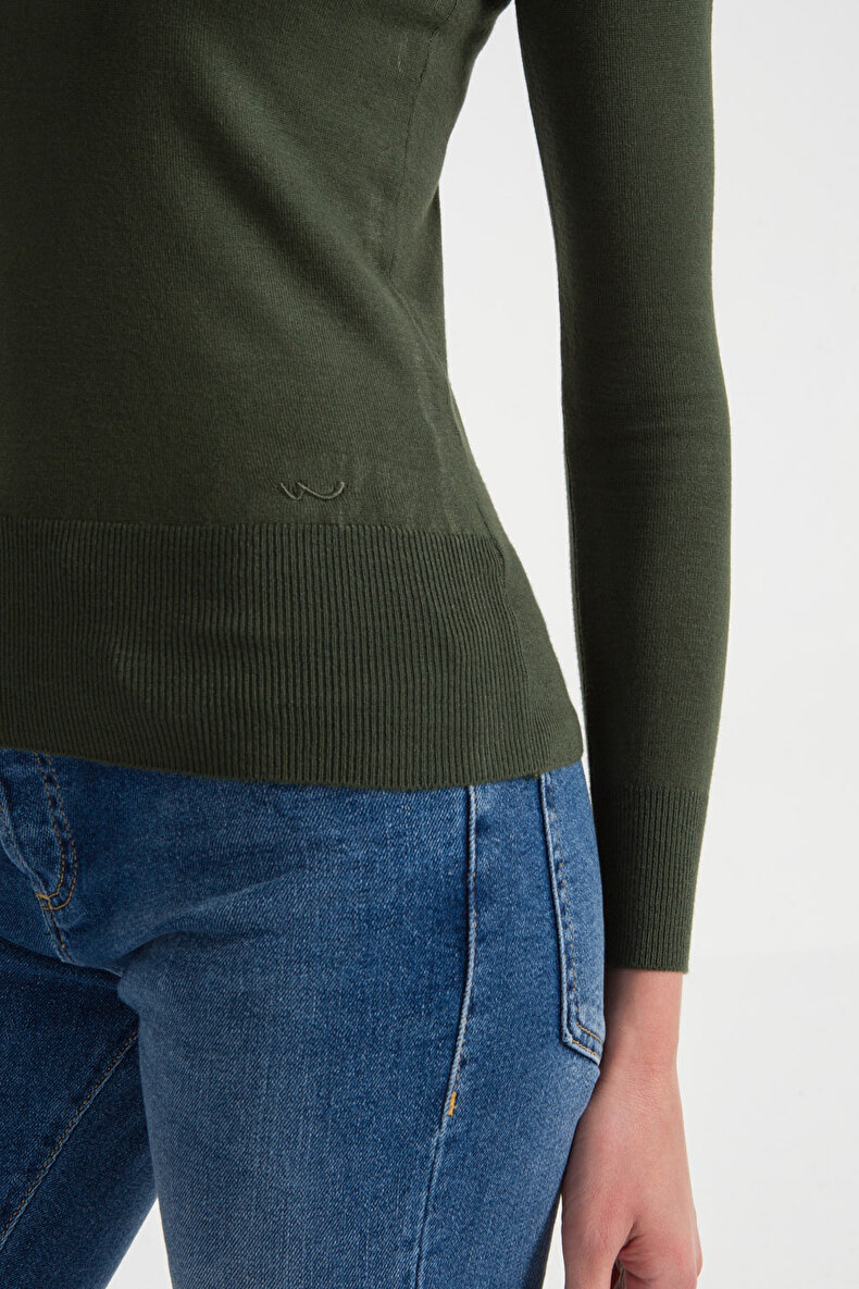 Grün Pullover
