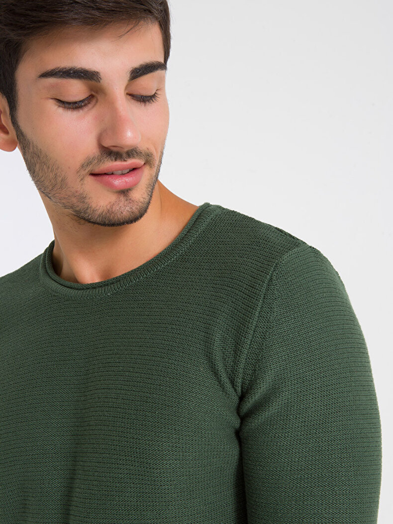 Long Sleeve Green Pullover
