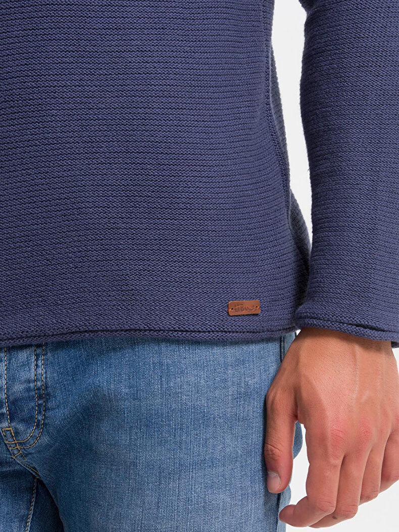 Long Sleeve Blue Pullover