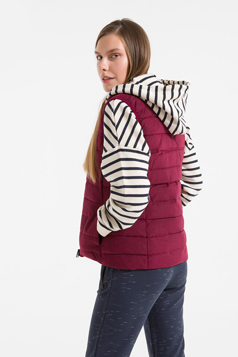 Rood Vest