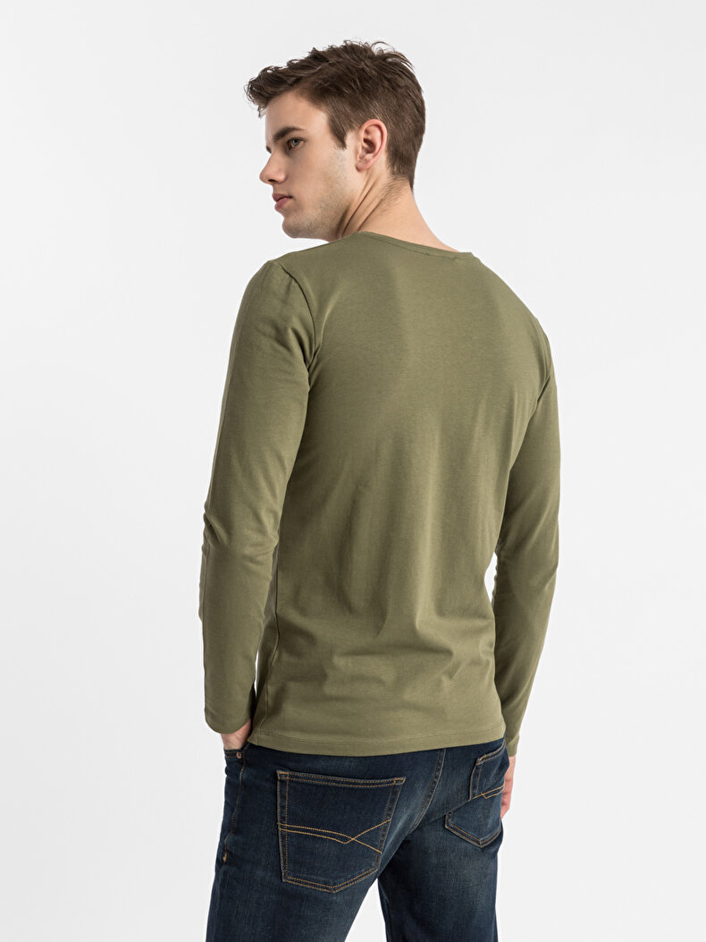 Long Sleeve Green Sweatshirt