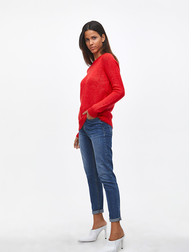 Round Collar Long Sleeve Red