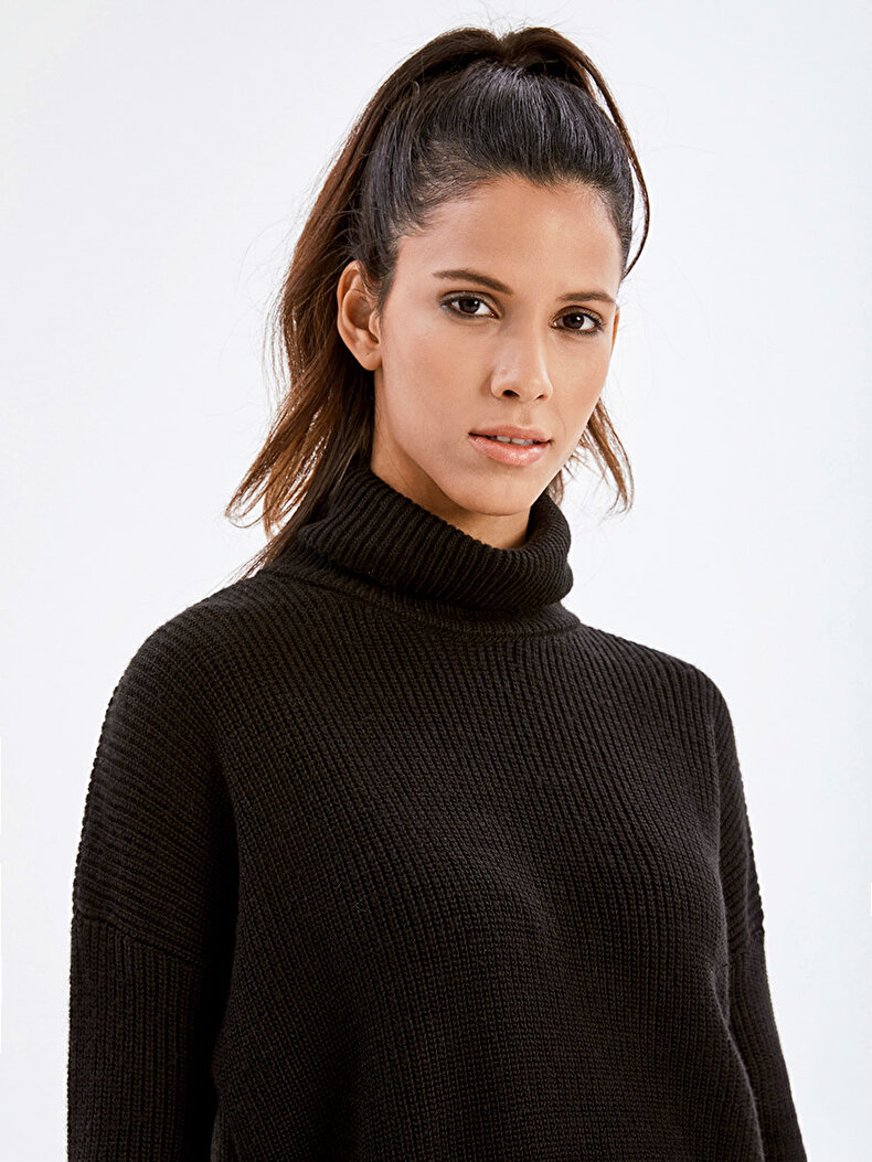 Schwarz Pullover