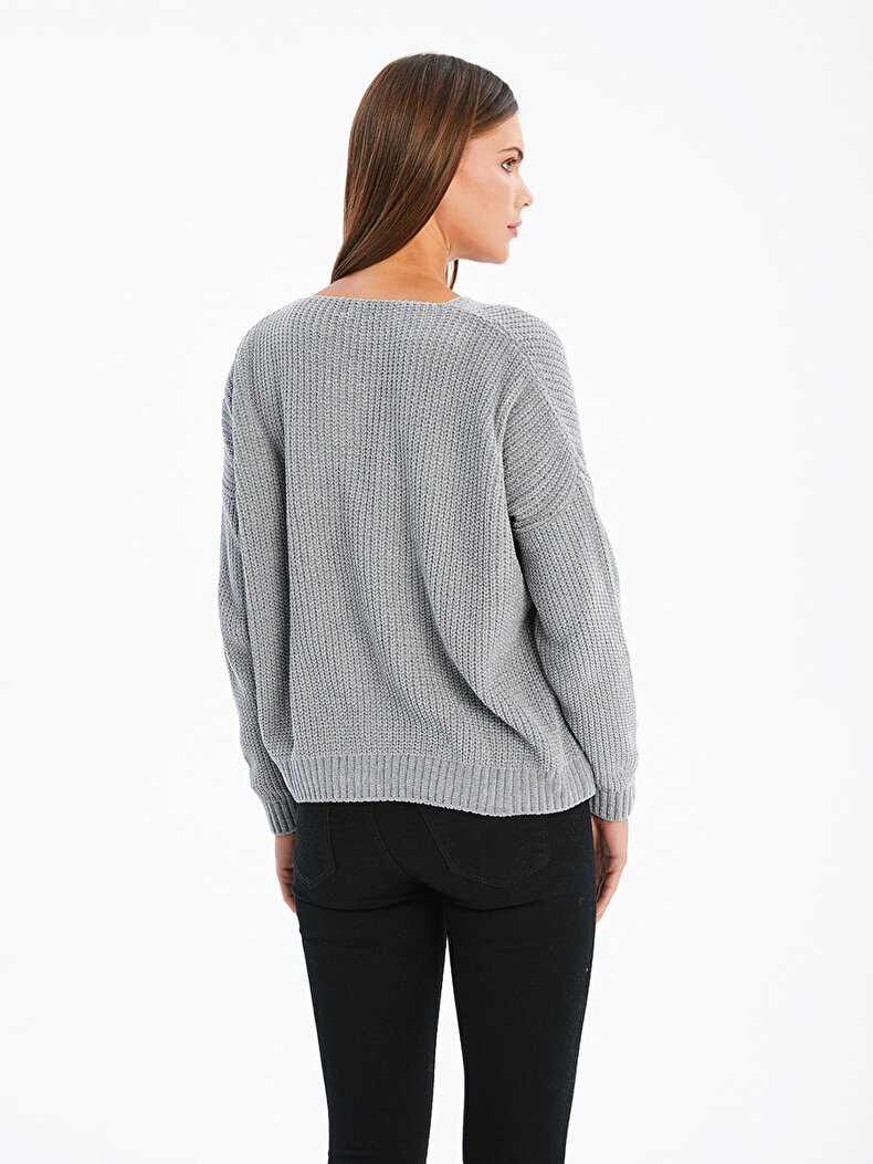 GRAU STRICKJACKE 