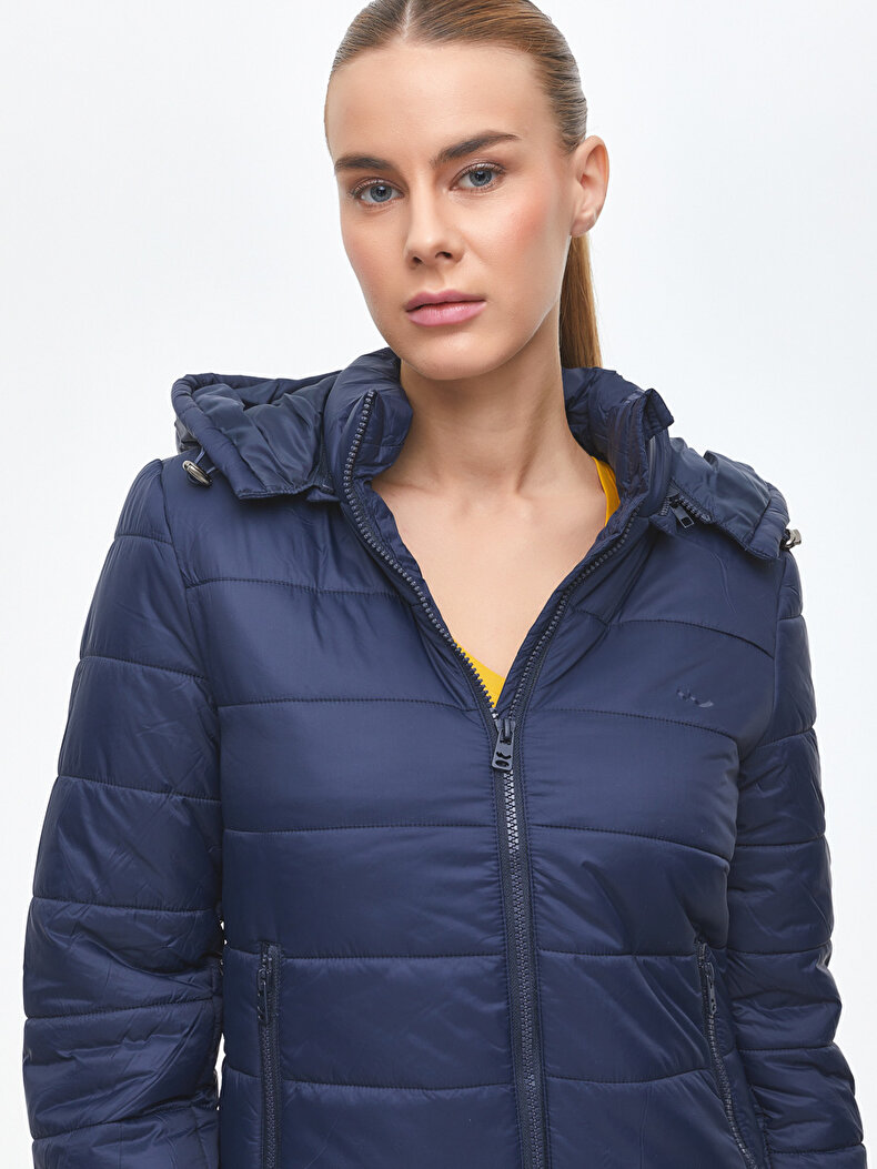 Donkerblauw Gemonteerd