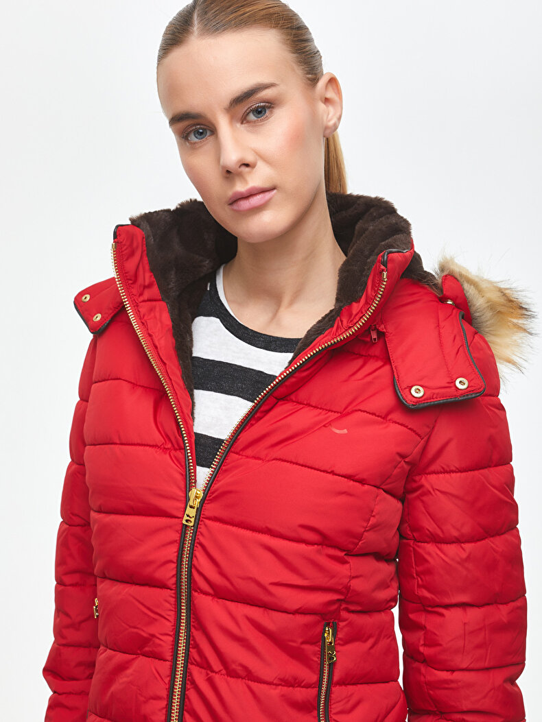 Rood Gemonteerd