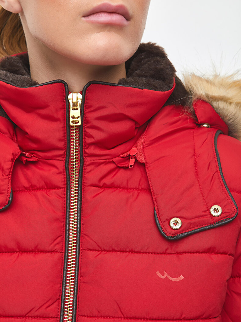 Rood Gemonteerd