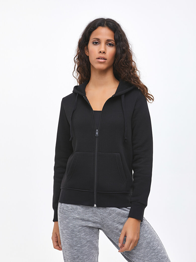 SCHWARZ STRICKJACKE 